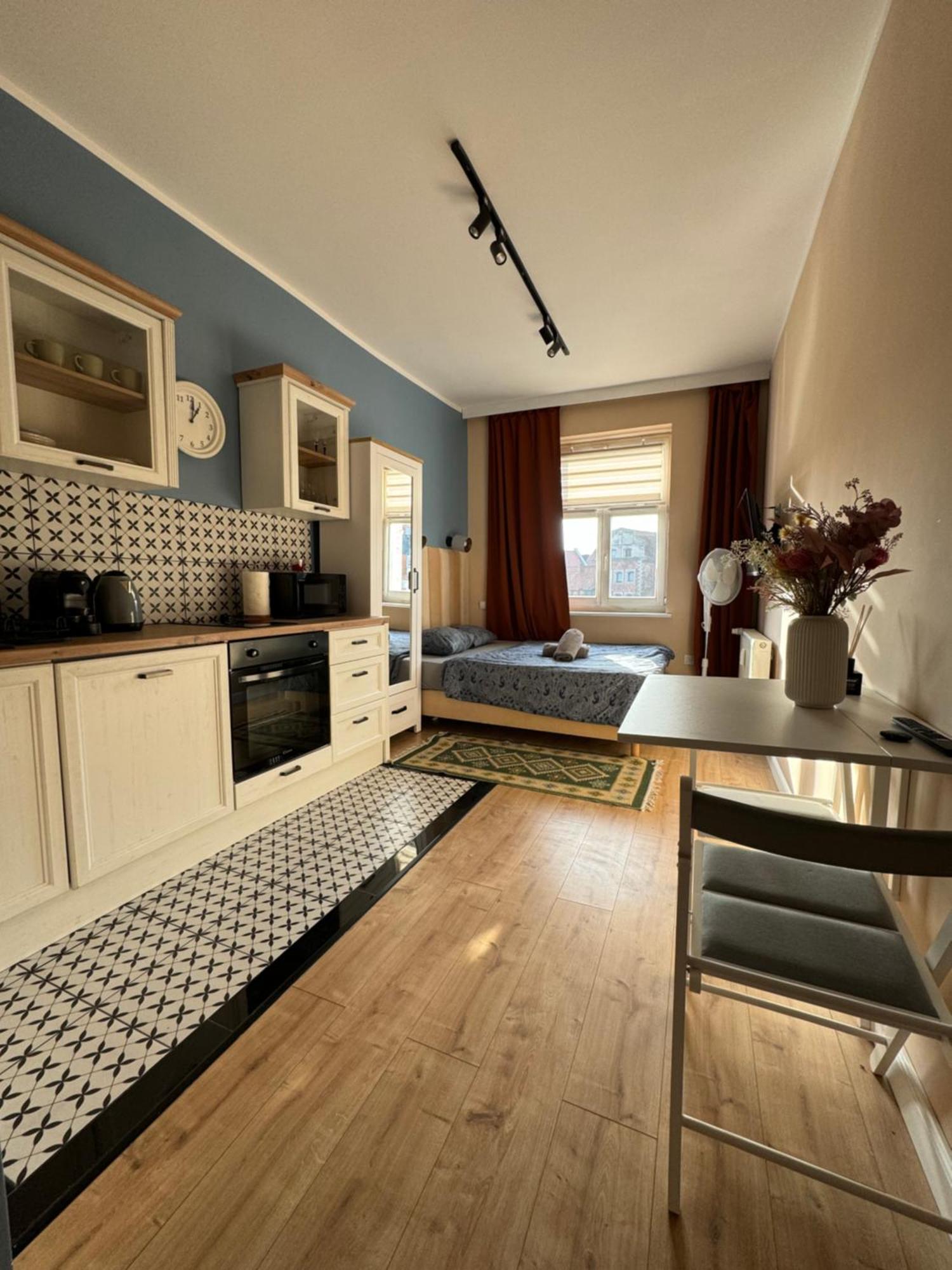 Perfect Stay - "Apartament Zamkowy" - Parking Place Torun Exterior photo